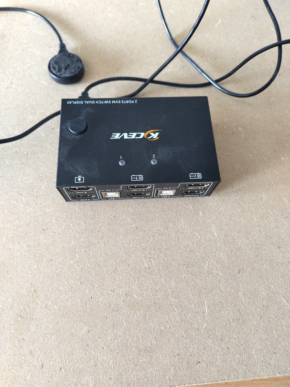KCEVE 2-poorts KVM Switch Dual Display KC-KVM202, Computers en Software, Overige Computers en Software, Ophalen
