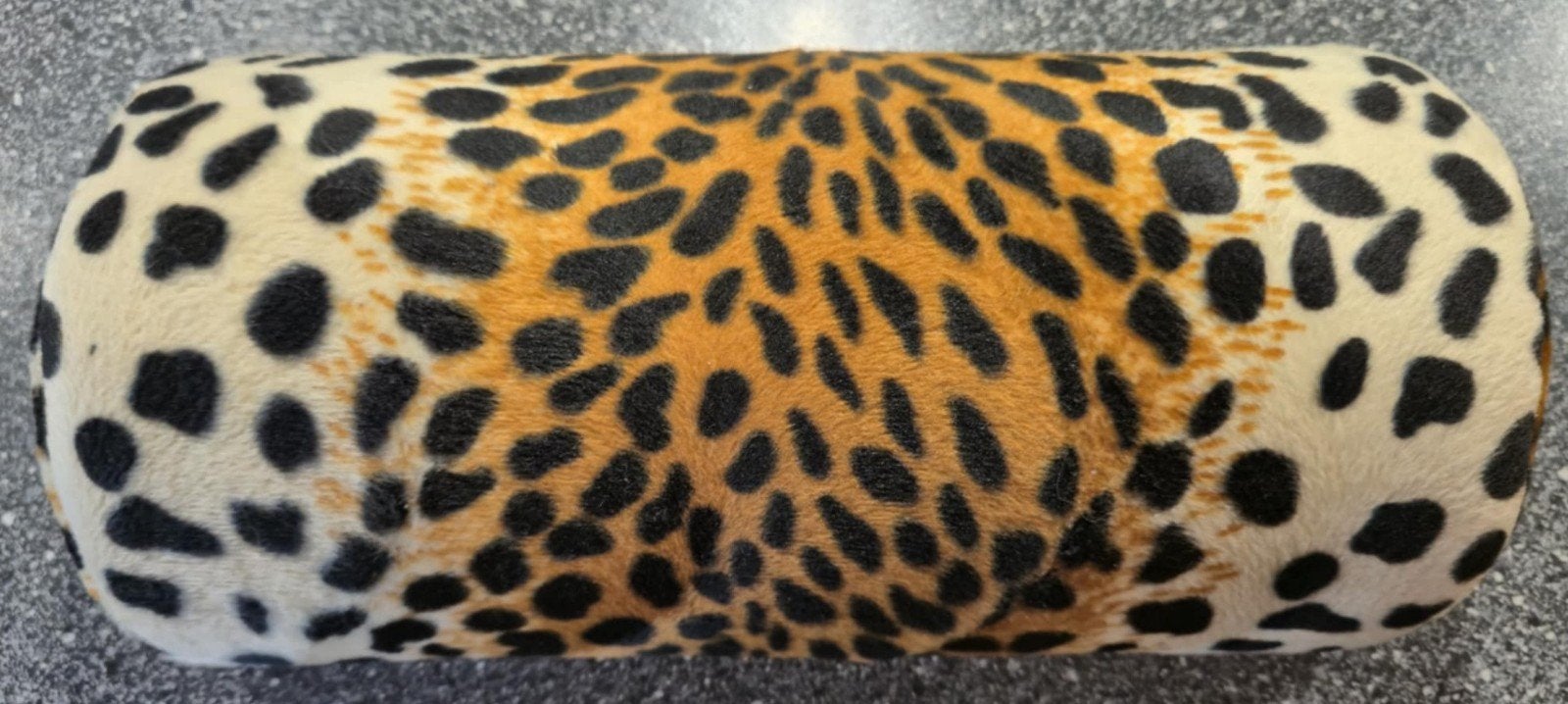 Armsteun armkussen voor nagelstyliste panterprint
Wasbaar me, Ophalen of Verzenden, Zo goed als nieuw