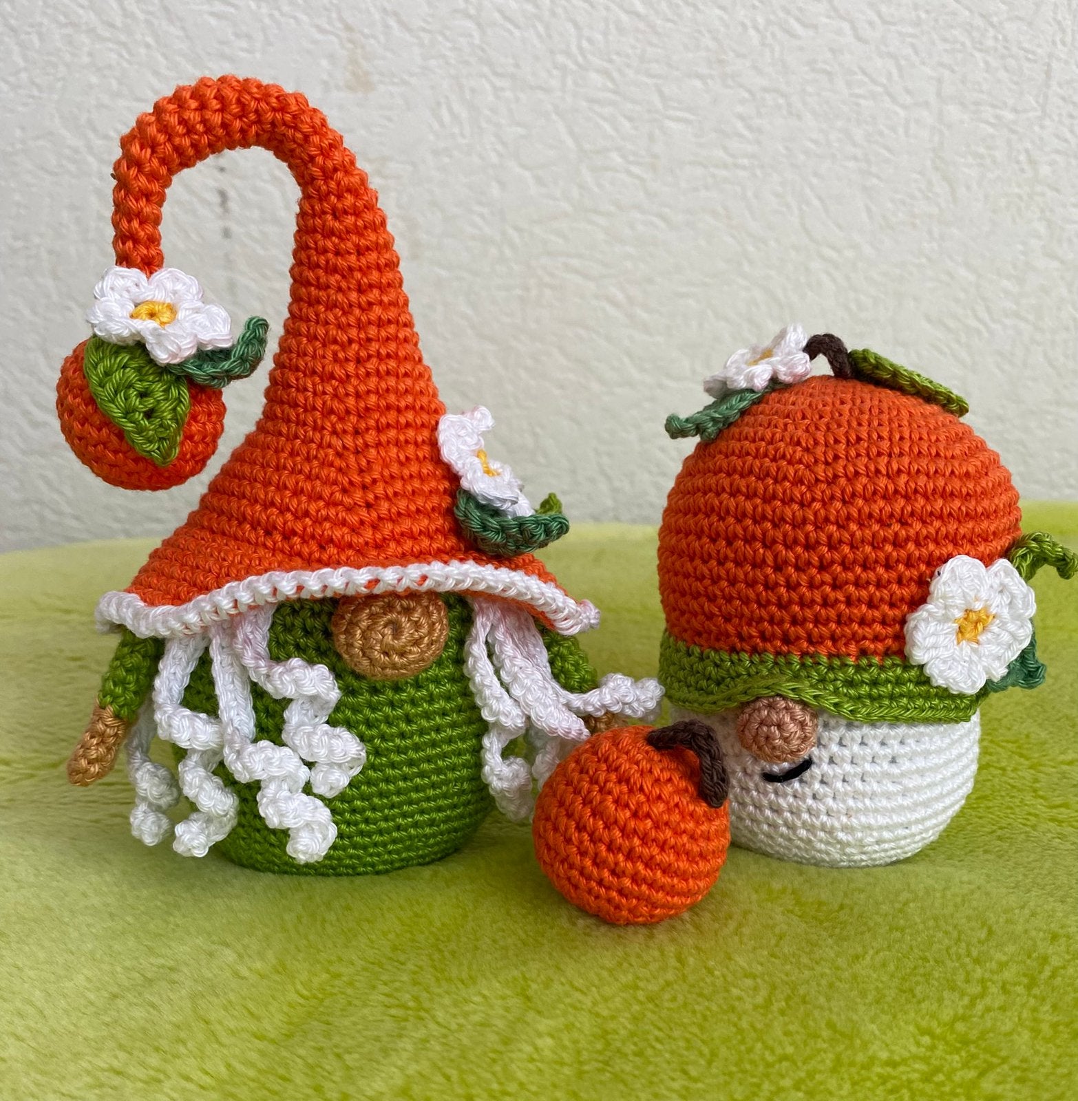 Hand gehaakte Sinaasappelsap Kabouters / Gnooms / Tomte, Ophalen of Verzenden, Zo goed als nieuw, Haken, Overige typen