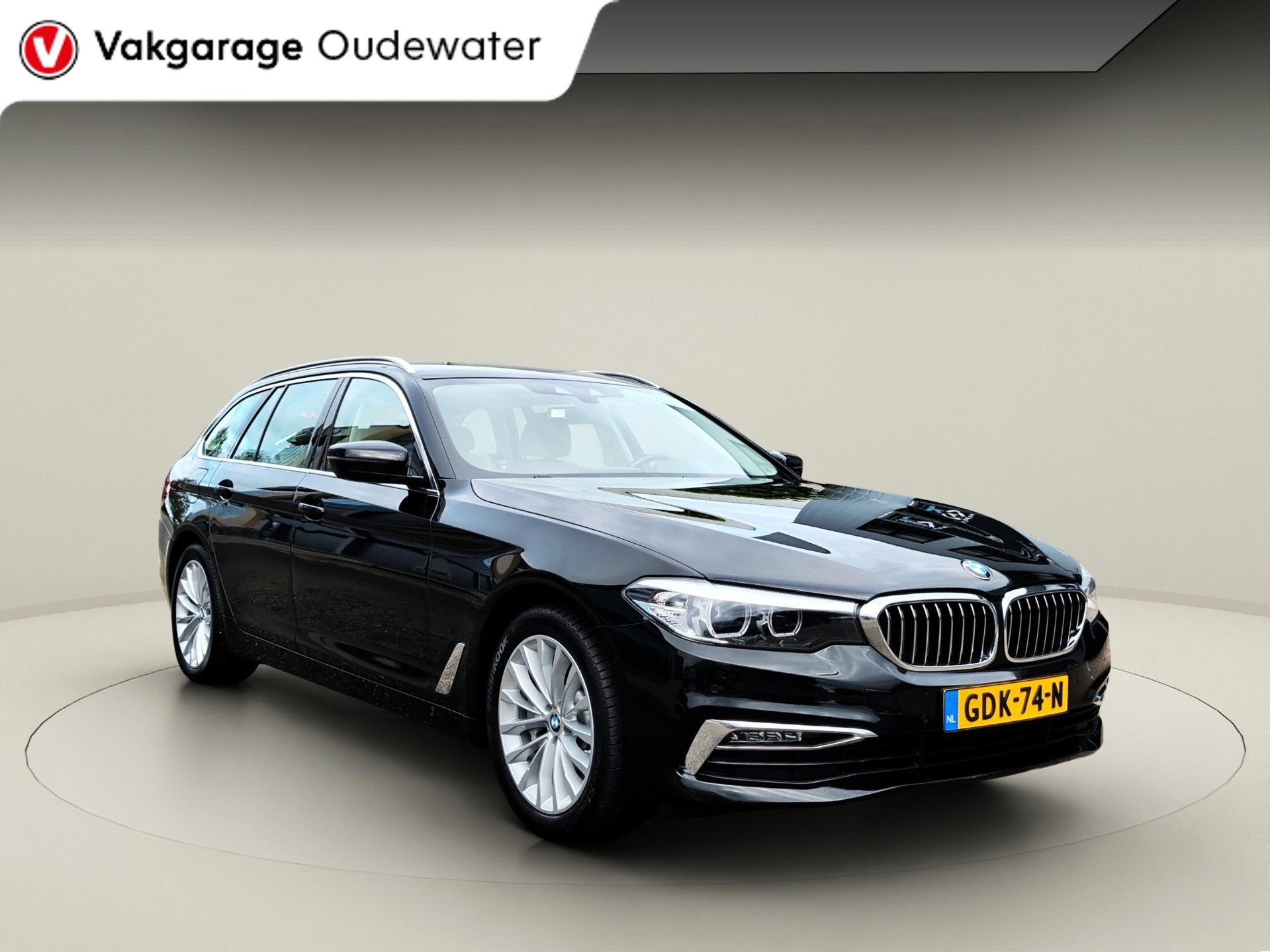 BMW 5-serie Touring 530i High Executive * Camera * Trekhaak, Auto's, 1998 cc, Achterwielaandrijving, Gebruikt, Euro 6