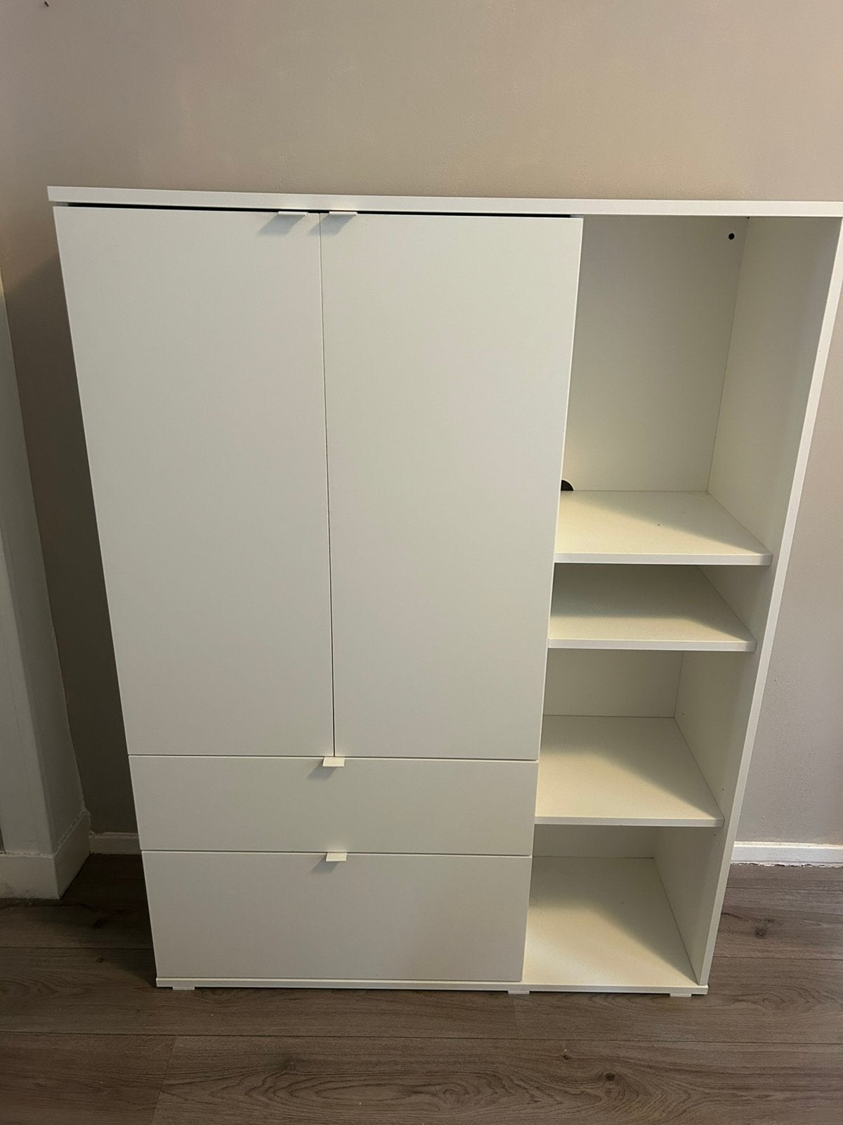 Ikea kast - Vihals, Huis en Inrichting, Kasten | Overige, Ophalen, Zo goed als nieuw
