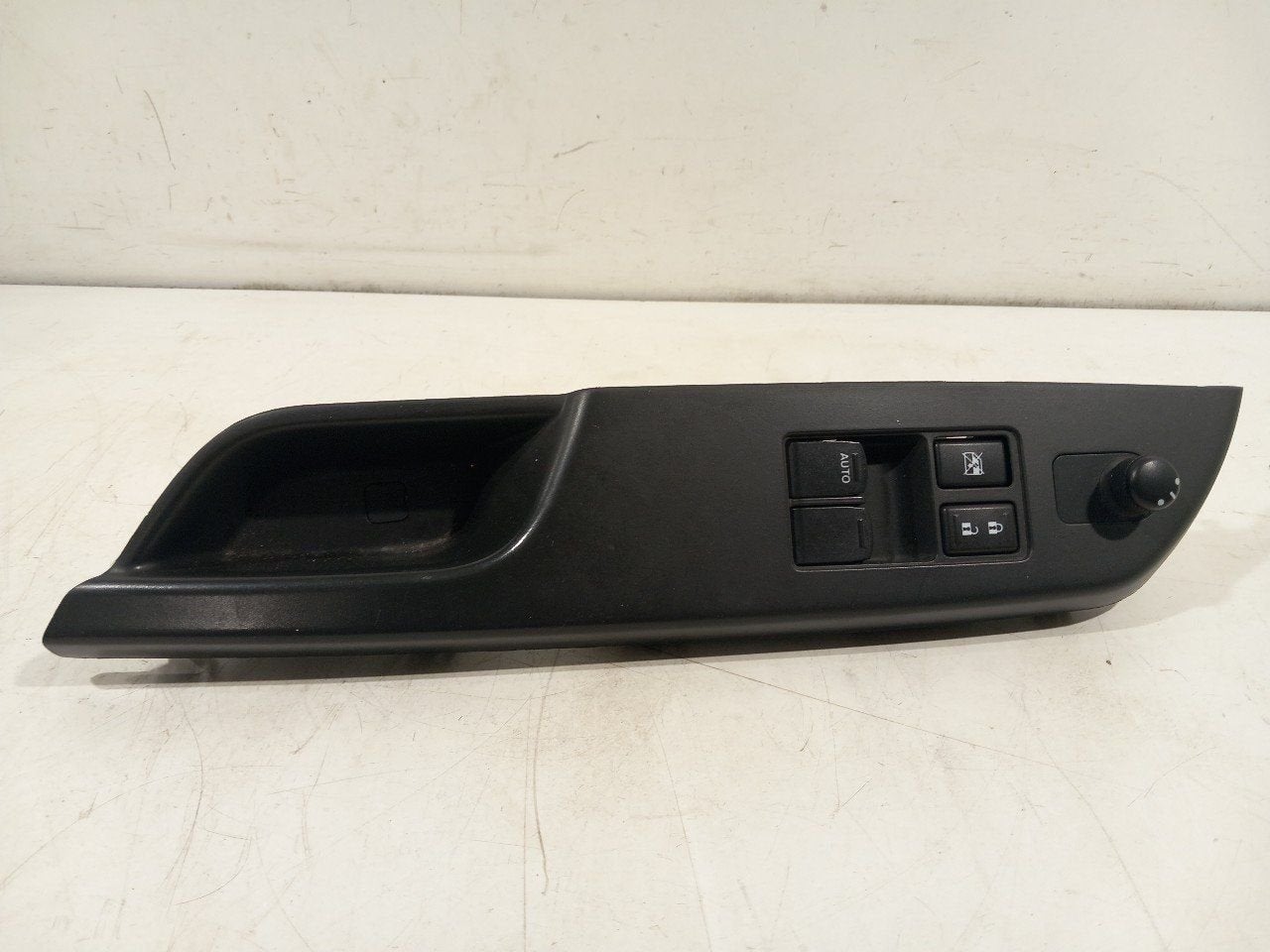 Bedieningspaneel elektrische ramen Suzuki Swift, Onderdelen@venauto.nl, Van der Ven Autorecycling B.V., Gebruikt, Ettenseweg 76, 4706 PB Roosendaal, The Netherlands