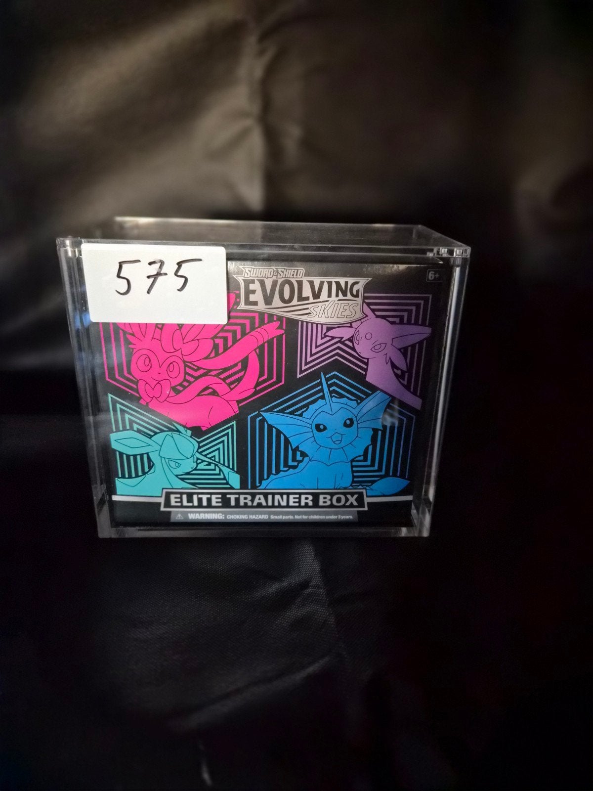 Pokémon Evolving Skies Elite Trainer Box