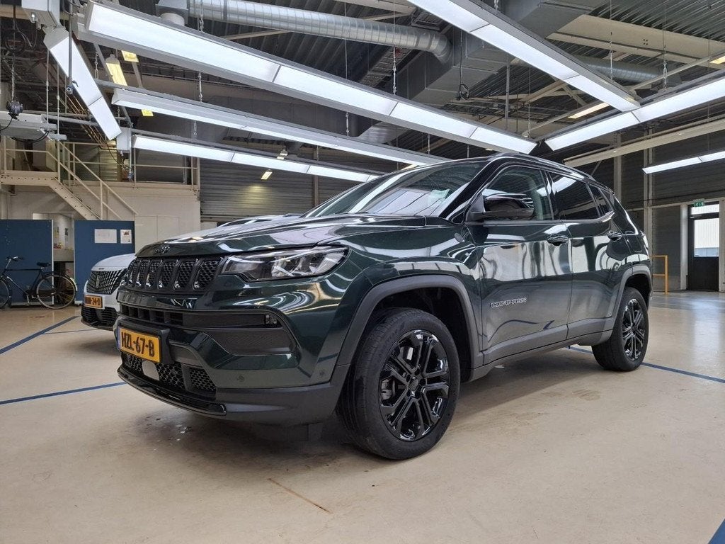 Jeep Compass 4xe 240 Plug-in Hybrid Electric North Star Schu, Auto's, Jeep, Automaat, Stof, Gebruikt, 4 cilinders