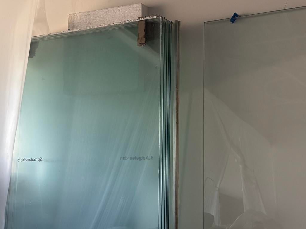 Wandpanelen van thermisch gehard veiligheidsglas, Doe-het-zelf en Verbouw, Glas en Ramen, Ophalen, 80 tot 120 cm, 160 cm of meer