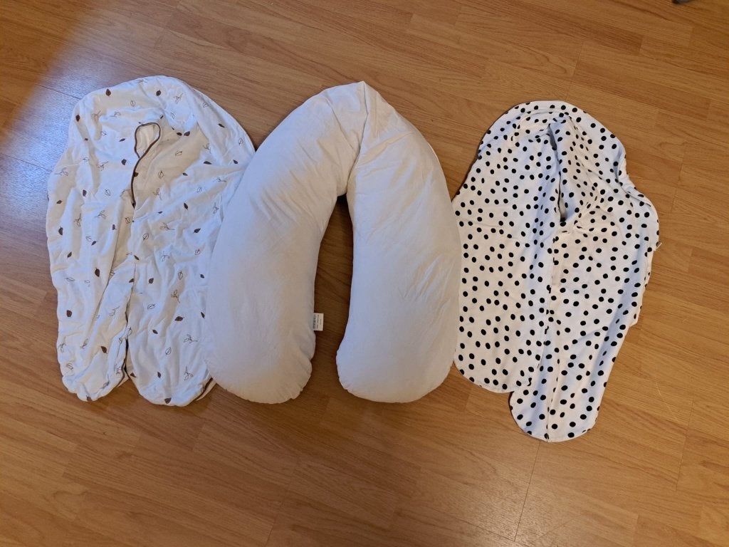 Baby voedingskussen inclusief 2 hoezen, Ophalen, Zo goed als nieuw, Wasbare/afneembare hoes, Voedingskussen