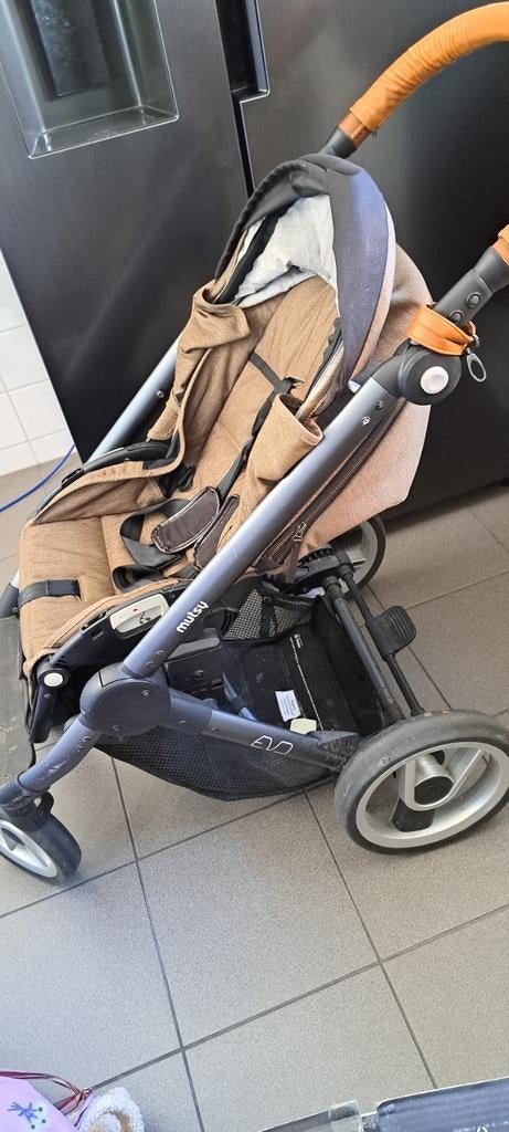Mutsy Kinderwagen Combi Groen/Bruin - Compleet & Z.G.A.N., Kinderen en Baby's, Ophalen, Zo goed als nieuw, Combiwagen, Met reiswieg