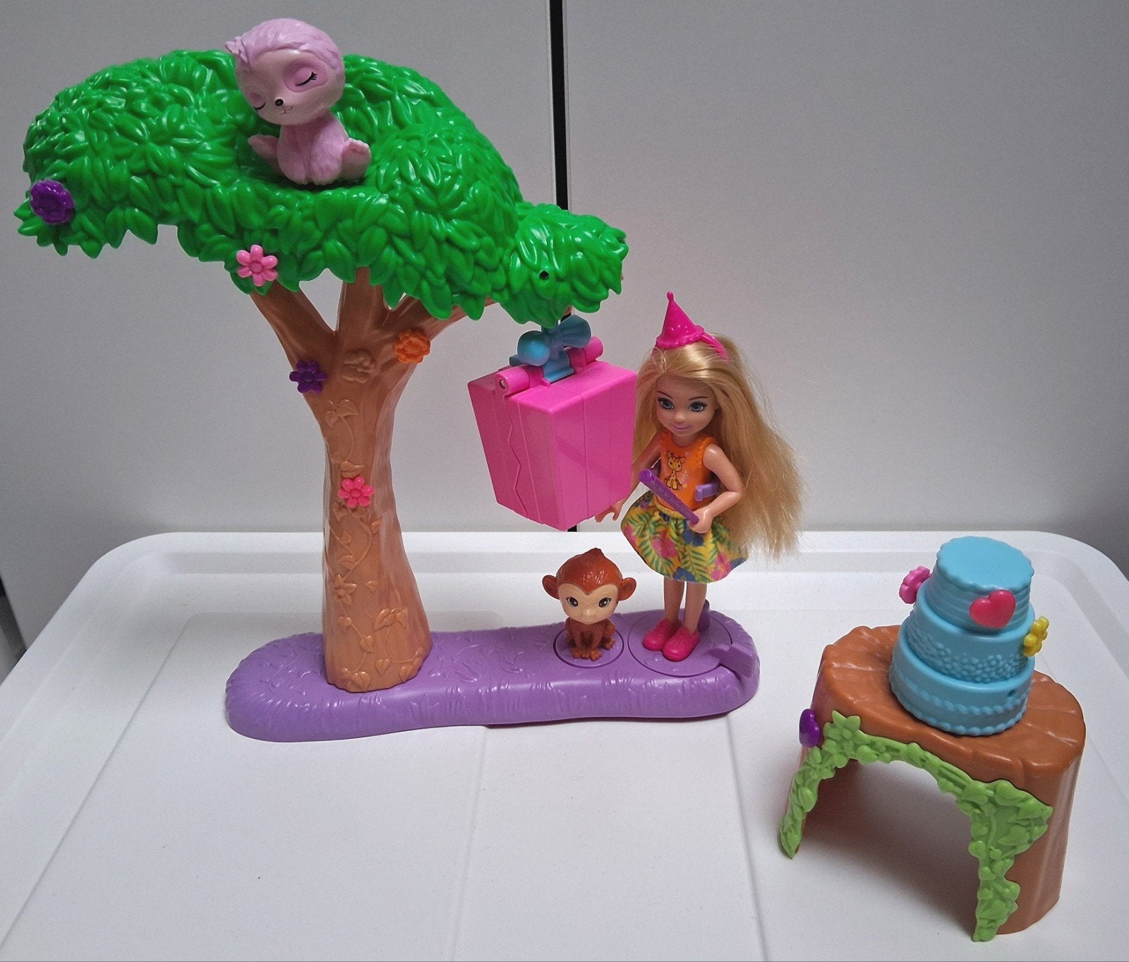 Superleuk! Barbie Chelsea feestje, Kinderen en Baby's, Ophalen of Verzenden, Zo goed als nieuw, Barbie