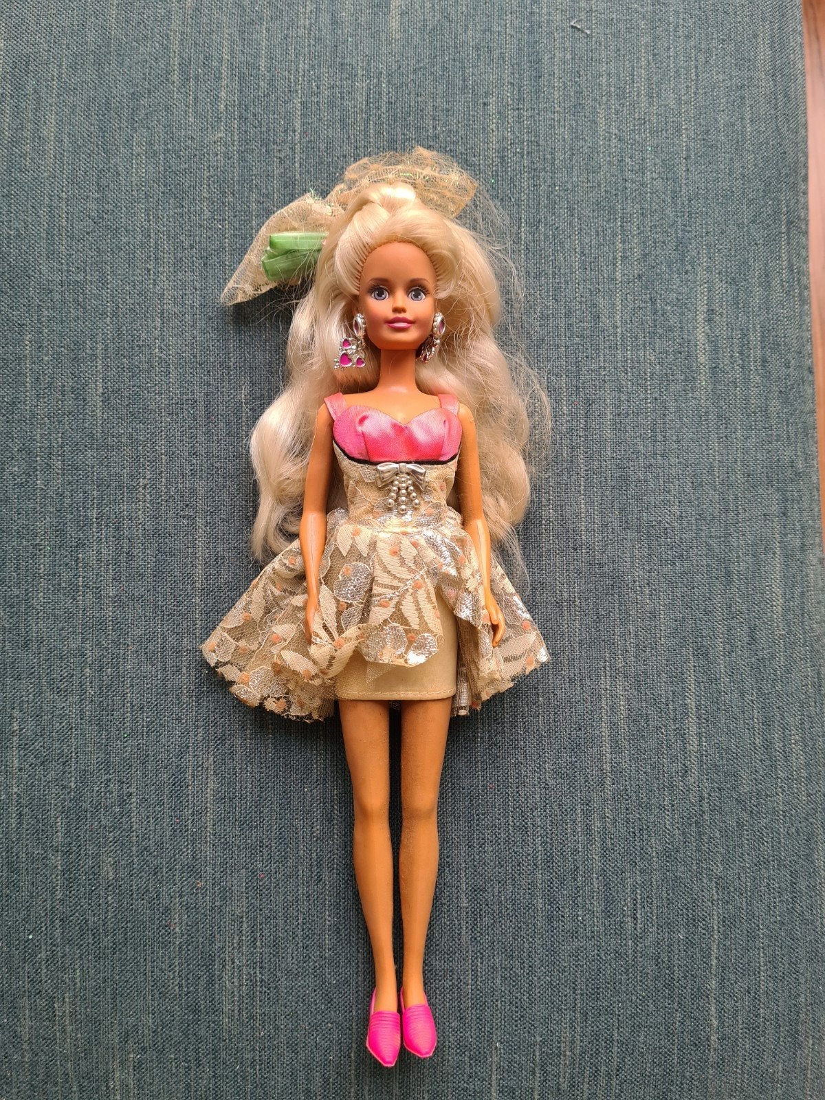 vintage CINDY Hasbro GOLDEN EARRINGS 1995, Ophalen of Verzenden, Gebruikt, Fashion Doll