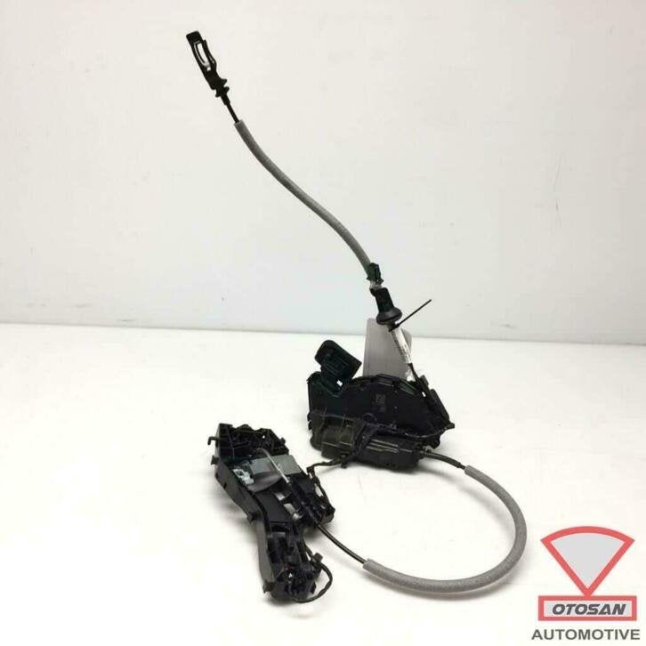 vw passat b8 2017 vag portier slot rechts voor 5tb839016, Gebruikt, Volkswagen, Volkswagen AG, Vw@volkswagen.de