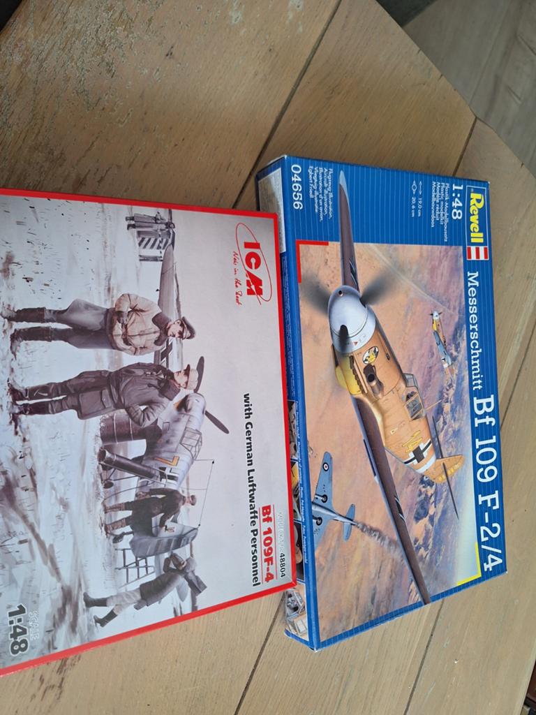 Messerschmitt Bf 109 F-2/4 en Bf 109 F-4 modelbouwsets, Ophalen of Verzenden