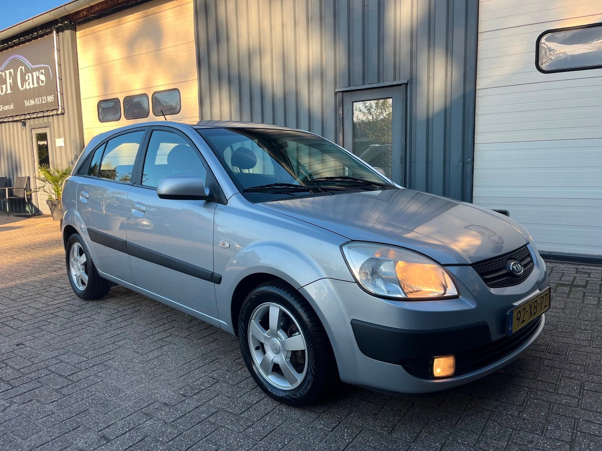 Kia Rio 1.6 CVVT X-ecutive 2007 AIRCO APK NAP, Auto's, Voorwielaandrijving, Gebruikt, 1599 cc, 4 cilinders