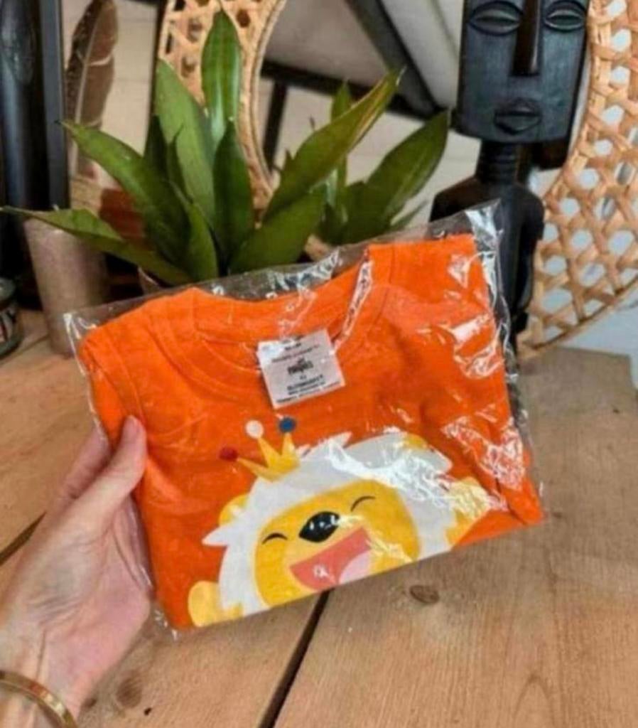 Nieuw in verpakking: oranje shirt van pampers, maat 62 - 68, Kinderen en Baby's, Babykleding | Maat 62, Ophalen of Verzenden, Nieuw