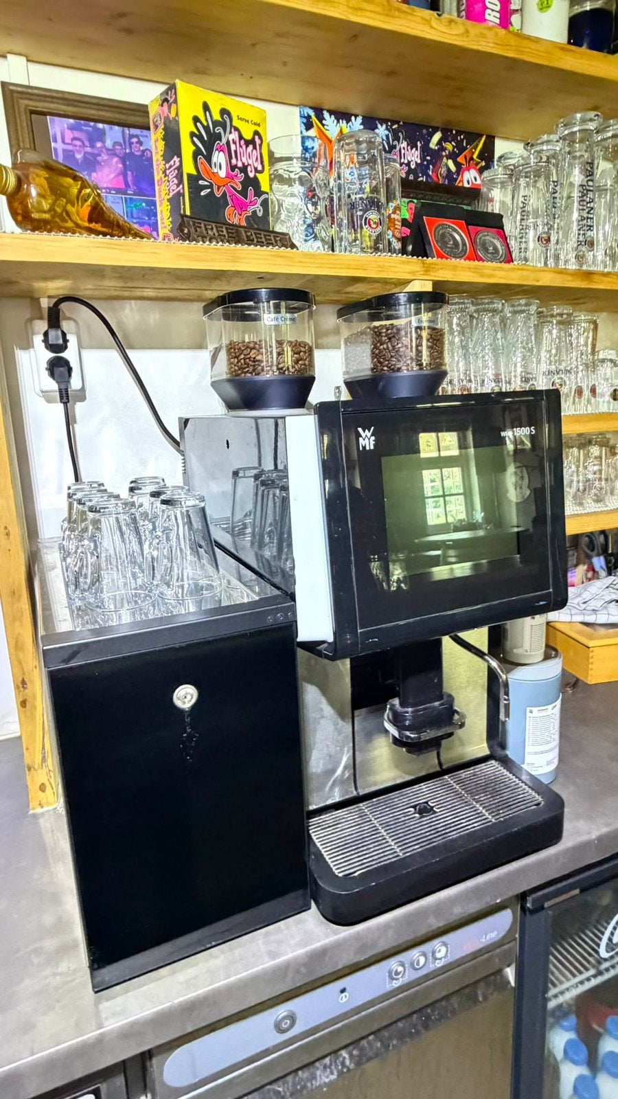 Foto 3 van WMF 1500 S. Dynamic Milk nu of nooit 1800 euro