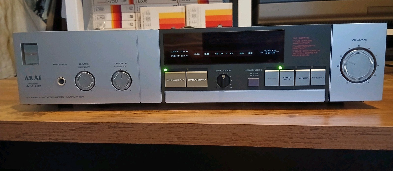 AKAI * AM U2 * ..ZEER NETTE VERSTERKER., Ophalen of Verzenden