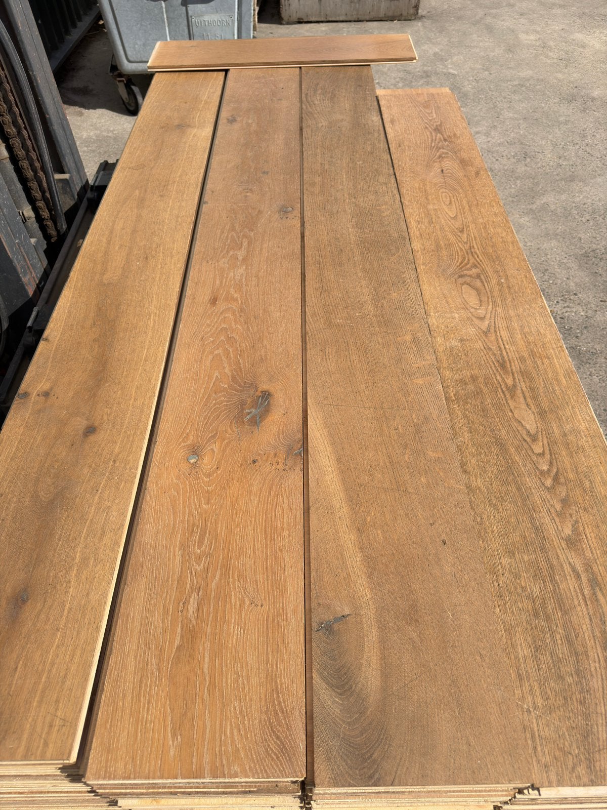 Eiken vloer 57 m2 multivloer 23,5 cm breed 1,8cm dik top 6mm, Doe-het-zelf en Verbouw, Ophalen, Gebruikt, Vloerdelen of -planken