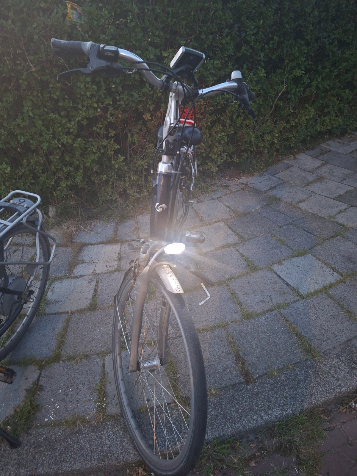 2 elektrice fietsen, Ophalen, Gebruikt, Sparta