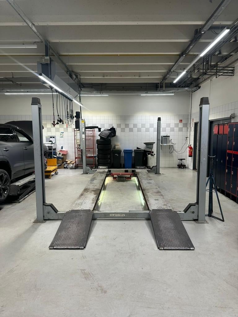 4 koloms hefbrug autobrug OMA 526L5 5000Kg APK brug RAI keur, Ophalen