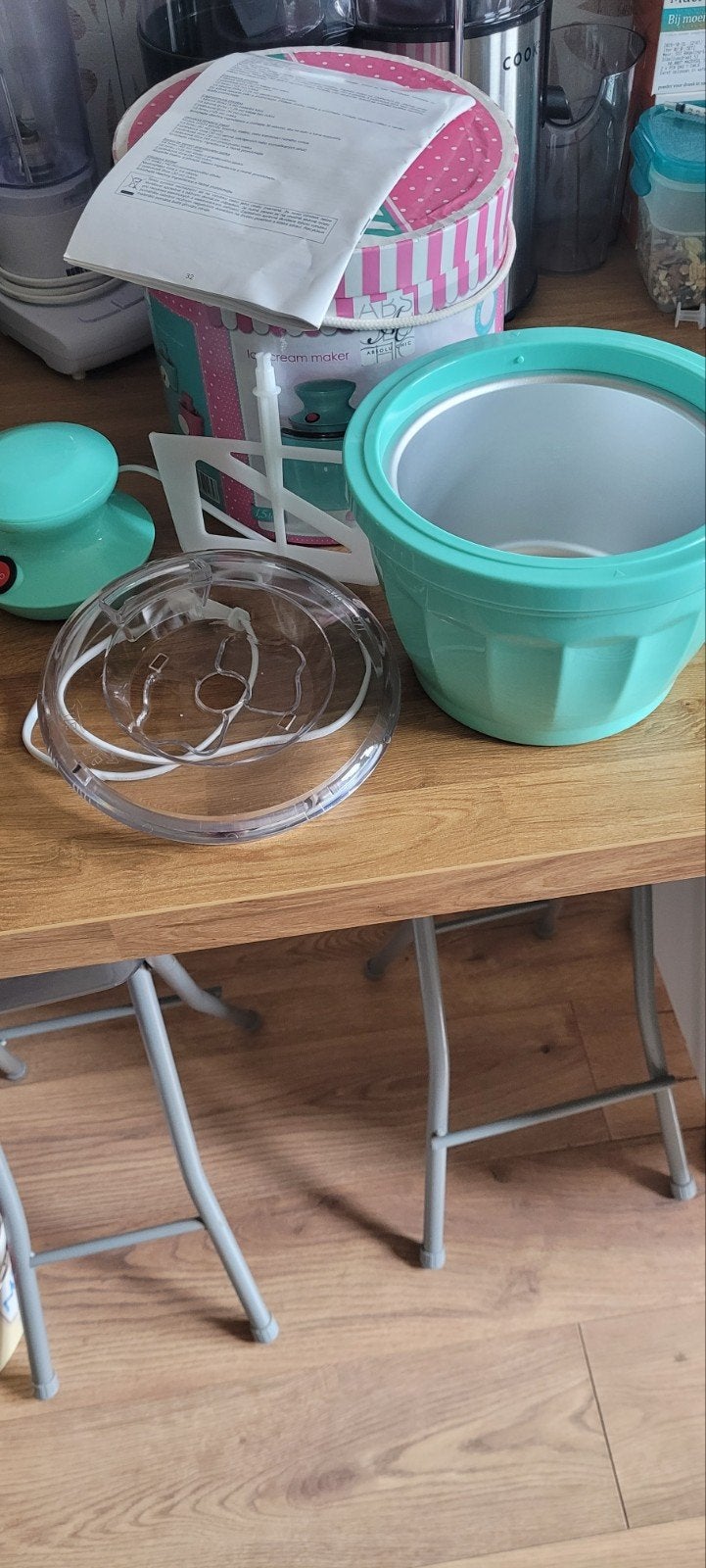 ice-cream maker z.g.a.n, Ophalen of Verzenden, Zo goed als nieuw