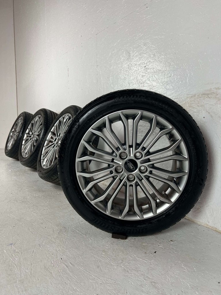 Originele Ford Focus ST MK4 velgen 17" 5x108 zomer set 5mm