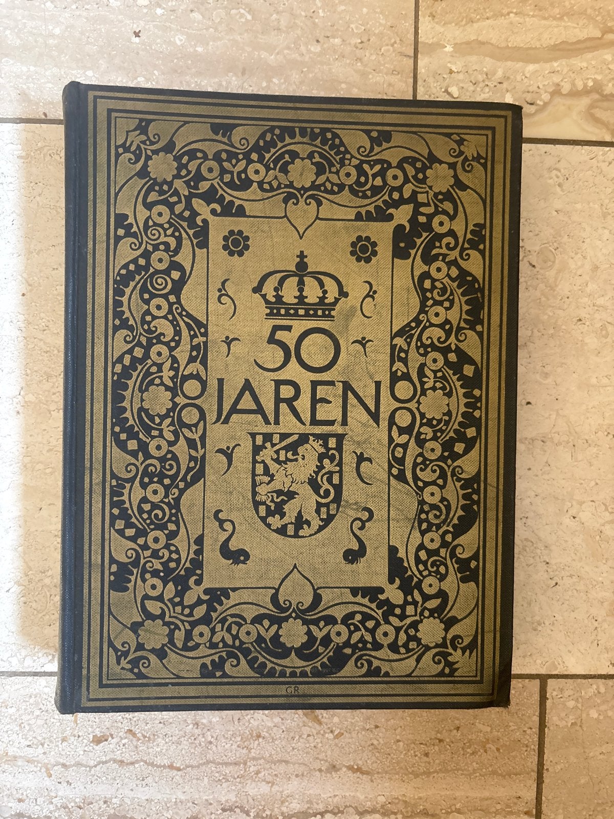 50 Jaren: Officieel Gedenkboek Koningin Wilhelmina, Ophalen, Gelezen