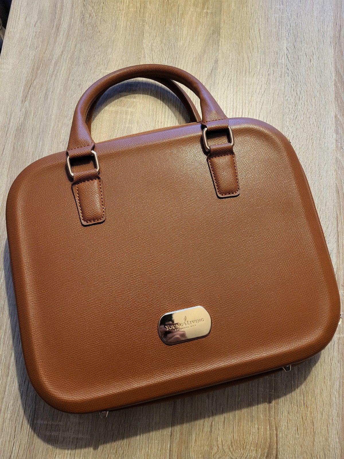 Young Living Essentiële Olie Hardcase Koffer Bruin, Ophalen of Verzenden, Zo goed als nieuw, Bruin, Hardcase