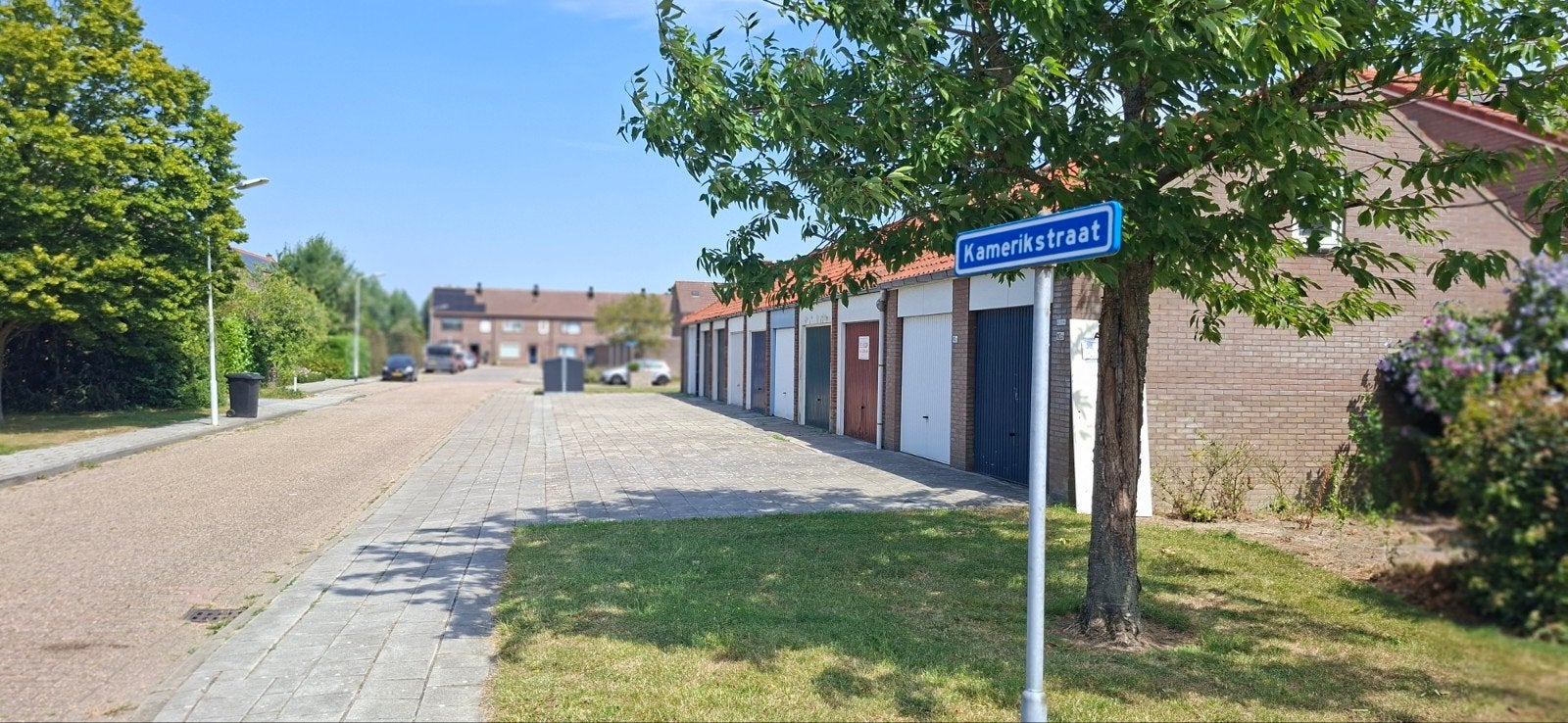 Garagebox met zolder en verlichting voorbereid, Huizen en Kamers, Garages en Parkeerplaatsen