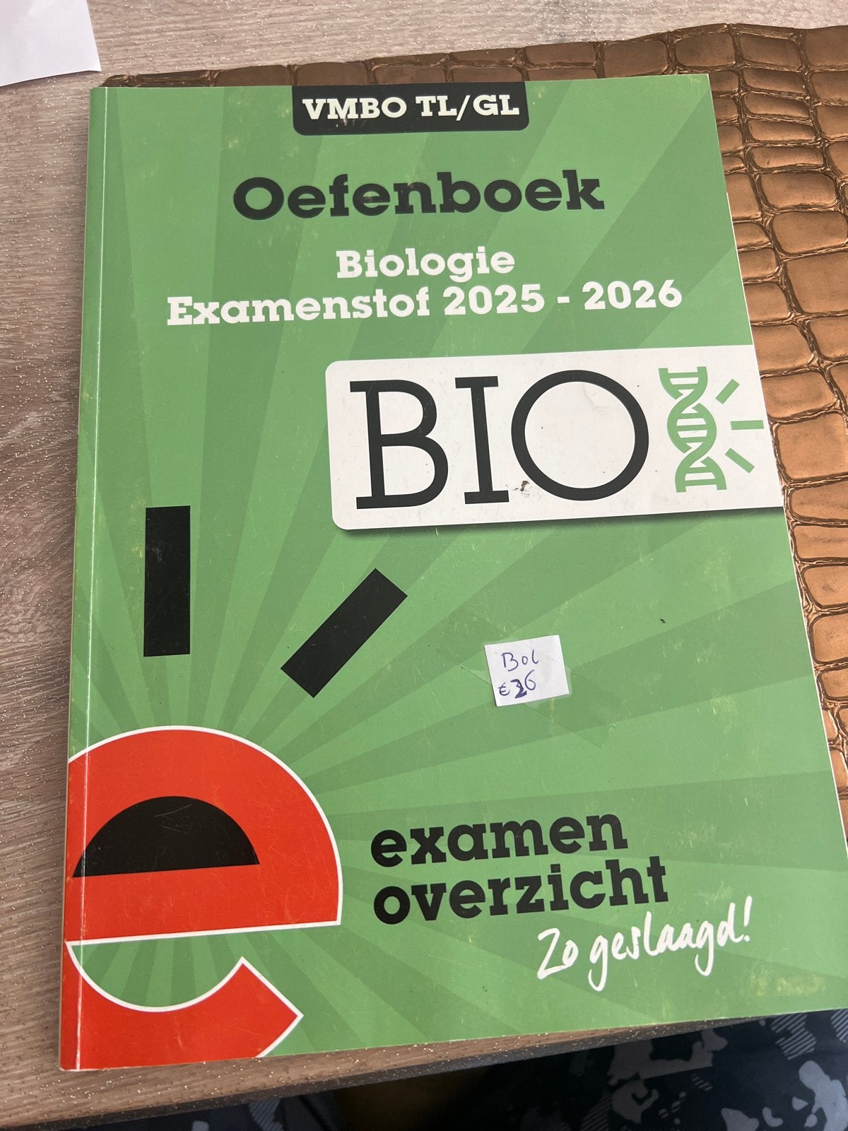Oefenboek Biologie Examenstof 2025-2026 VMBO TL/GL, Boeken, Ophalen, Zo goed als nieuw, VMBO, Biologie