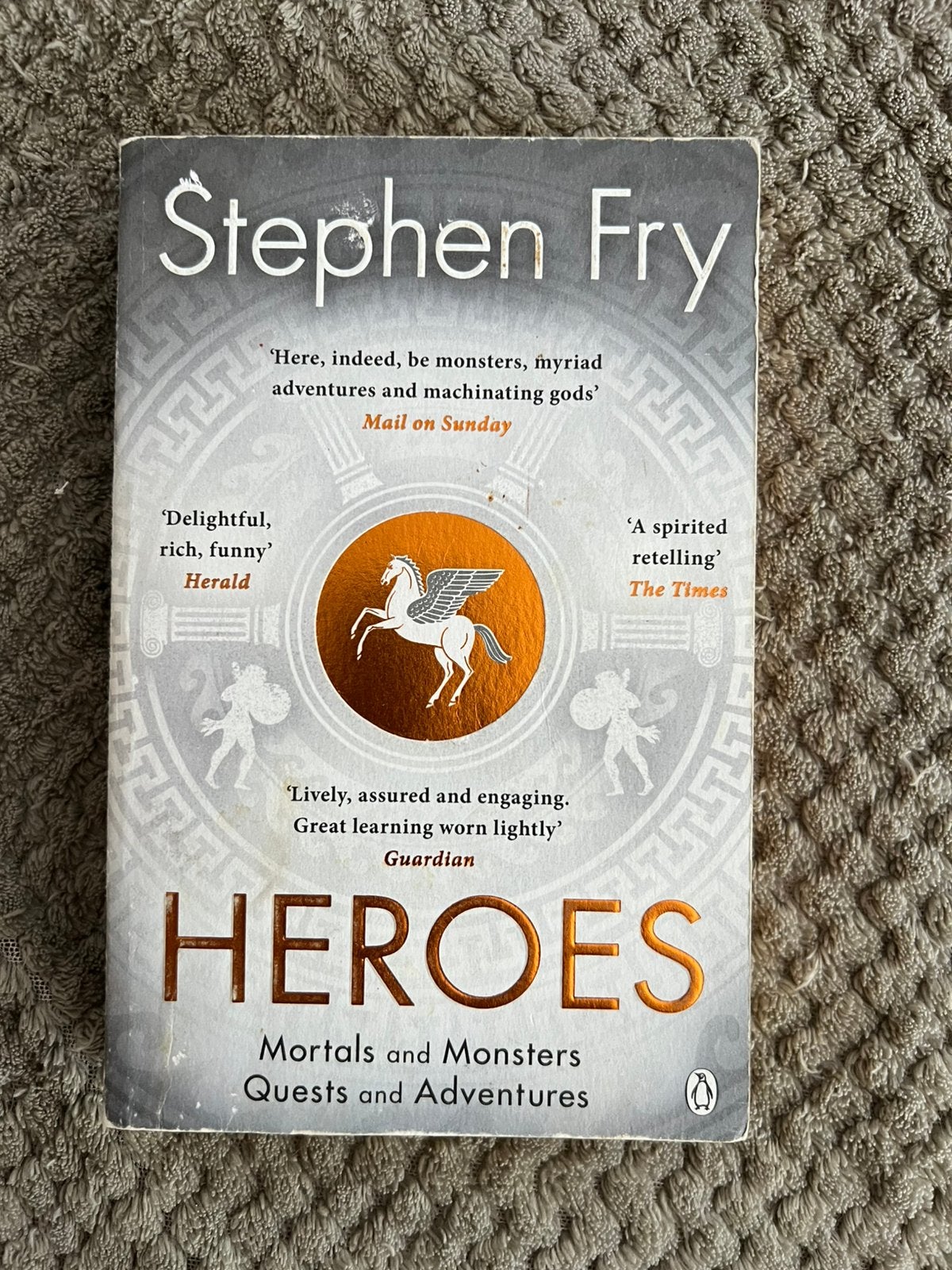 Stephen Fry - Heroes, Ophalen of Verzenden, Zo goed als nieuw