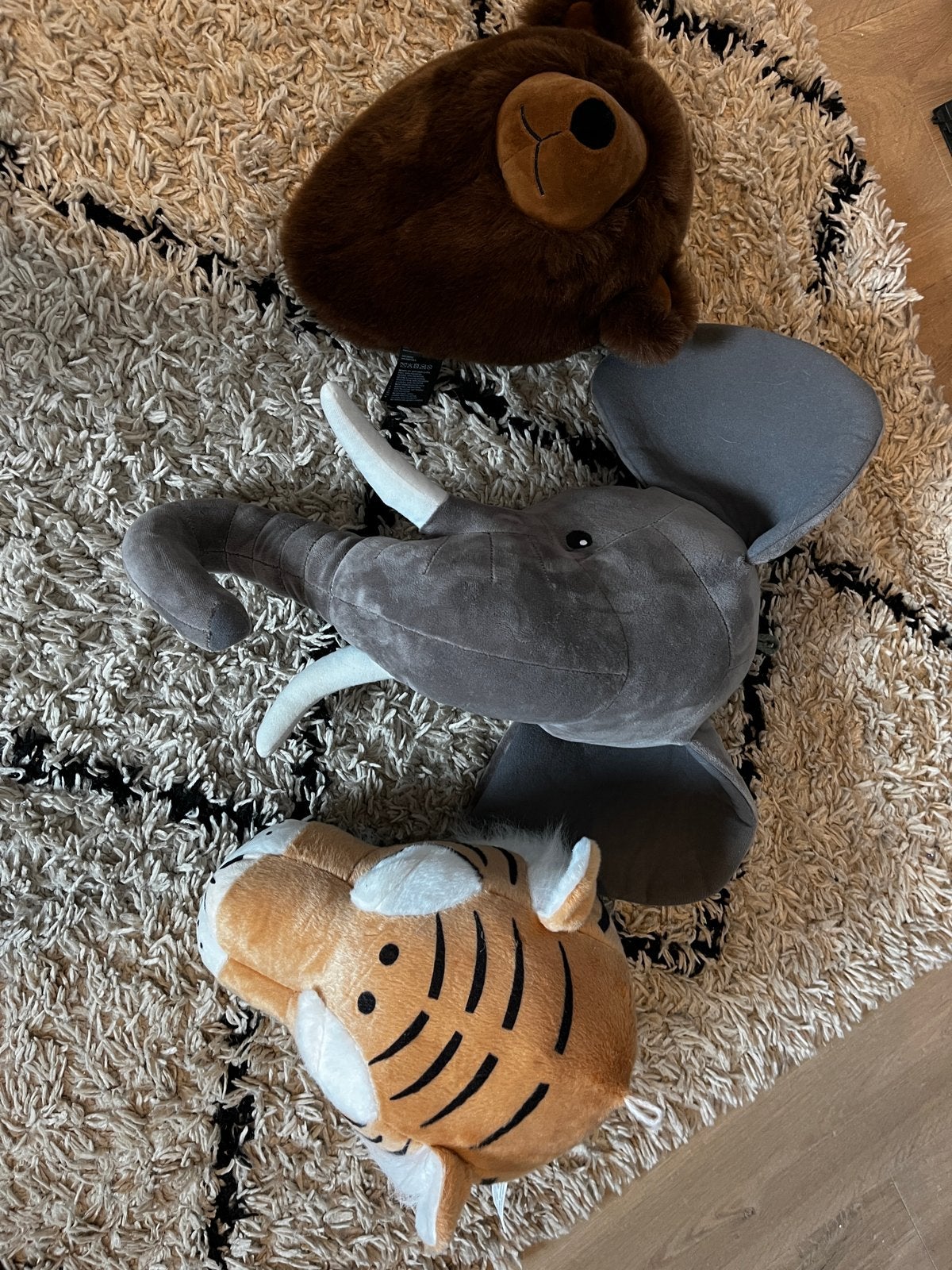 Leuke dieren muurdecoratie: Olifant, Tijger en Beer, Ophalen, Zo goed als nieuw, Bruin, Olifant