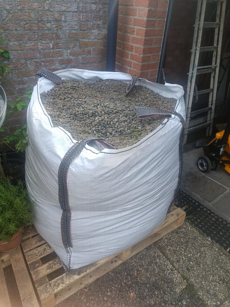 2 Bigbags Grind - Hoogwaardig Siergrind voor Tuin en Oprit, Tuin en Terras, Grind, Keien en Split, Overige materialen, Gebruikt