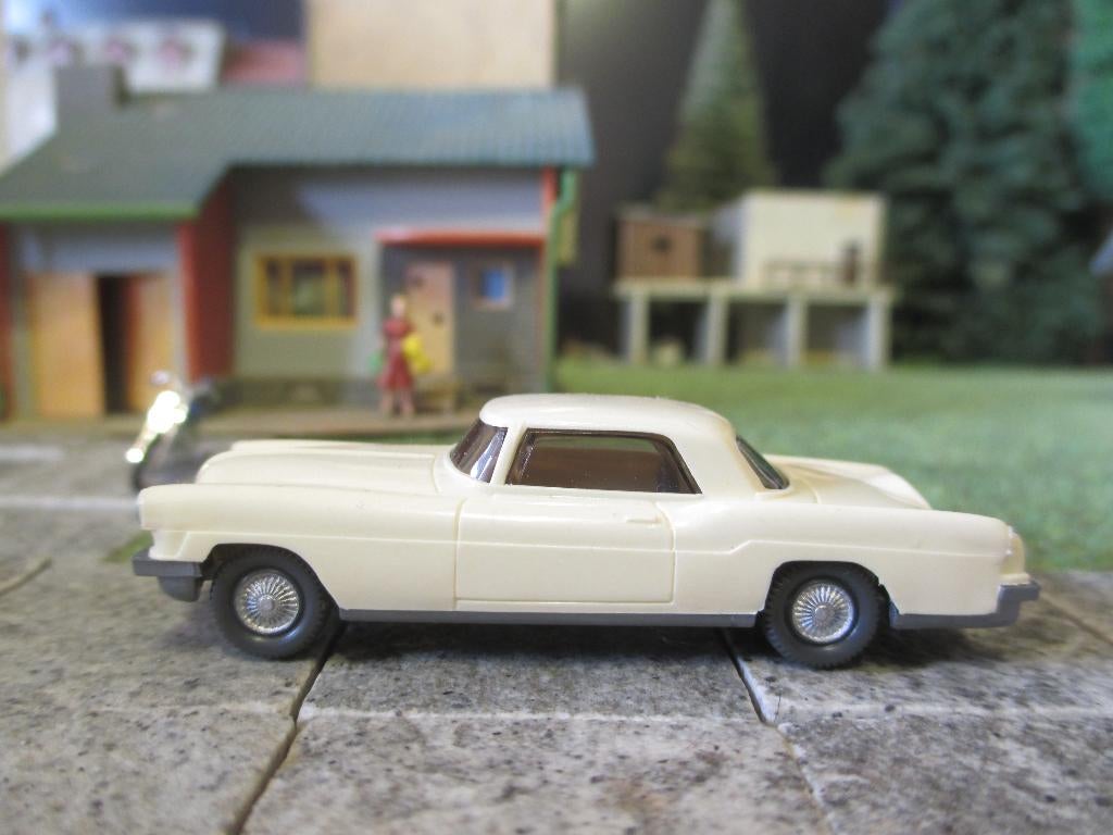 1956 Lincoln Continental Mk.II - Wiking #210 creme, Ophalen of Verzenden, Zo goed als nieuw, Auto, Wiking