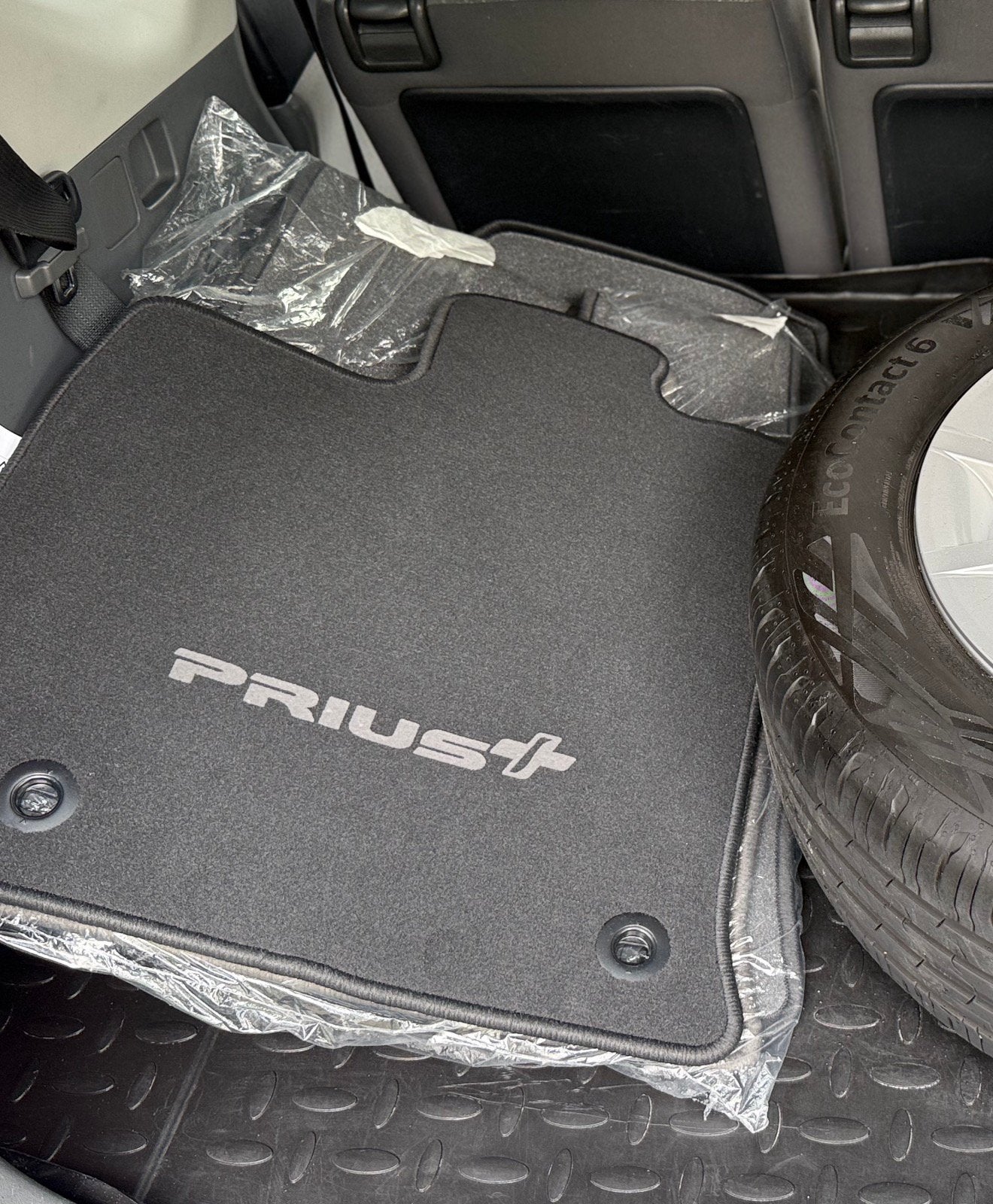 Toyota Prius+ Wagon Automatten, Auto diversen, Ophalen of Verzenden, Zo goed als nieuw
