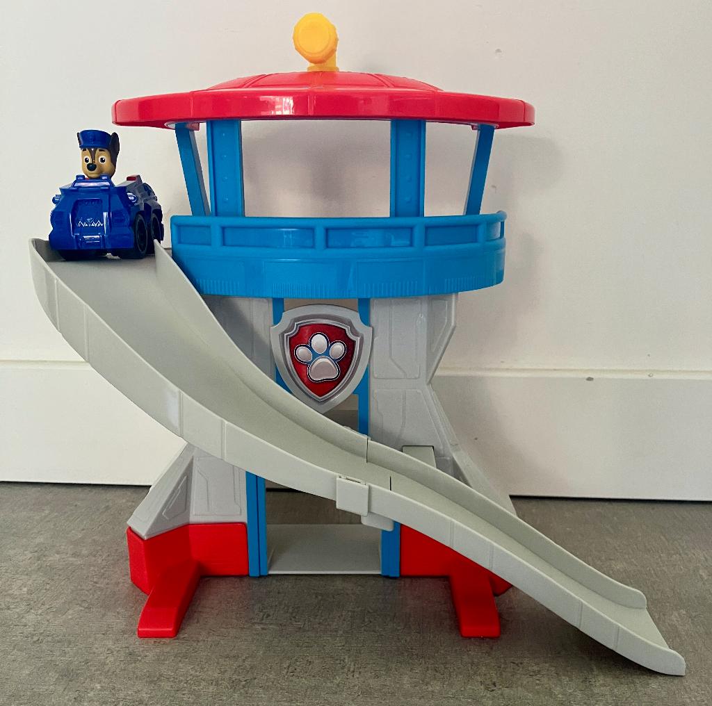 Paw Patrol Uitkijktoren met Chase speelfiguur, Ophalen of Verzenden, Zo goed als nieuw