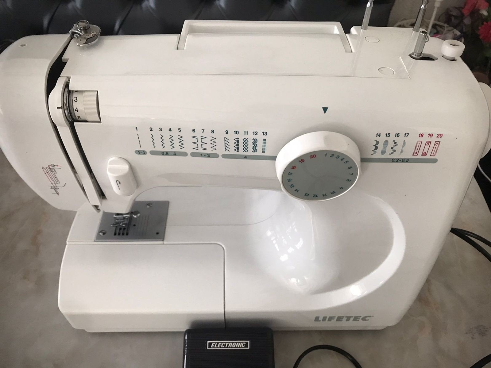 Lifetec Naaimachine - Zo goed als nieuw, Ophalen of Verzenden