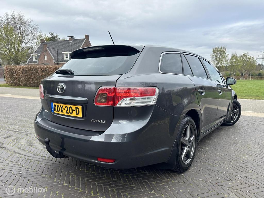 Toyota Avensis Wagon 2.0 VVTi Business 153pk! Trekhaak✅, Voorwielaandrijving, Zwart, 4 cilinders, Met garantie (alle)
