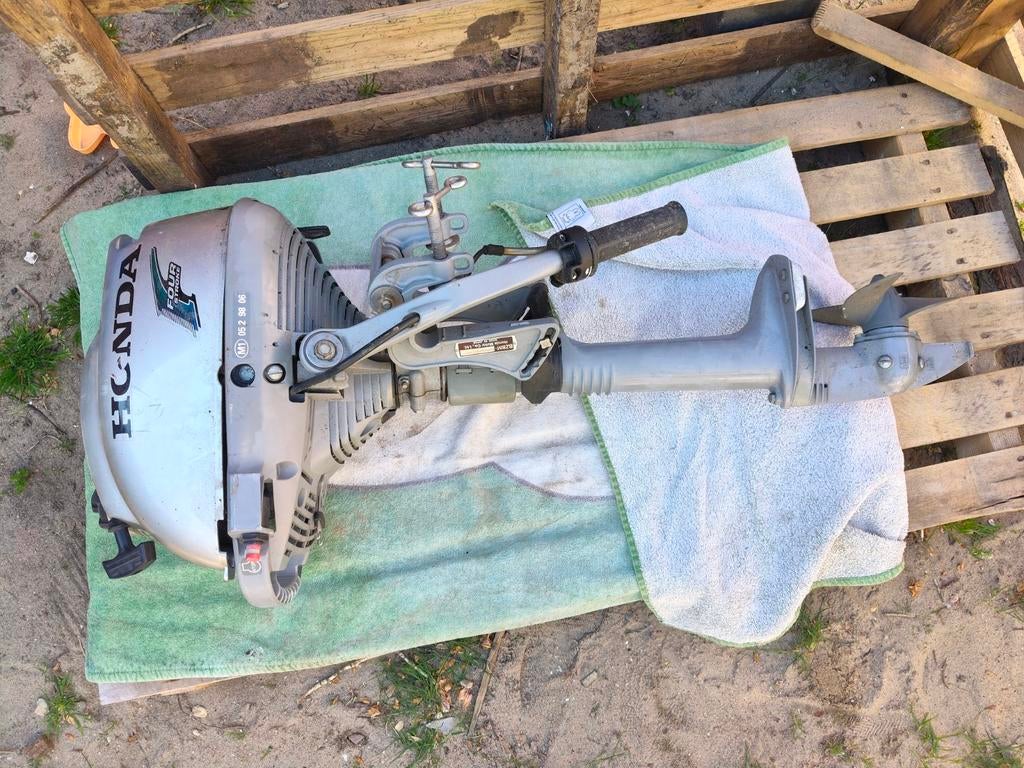 Honda buitenboordmotor - Betrouwbaar en Compact, Ophalen of Verzenden, Gebruikt