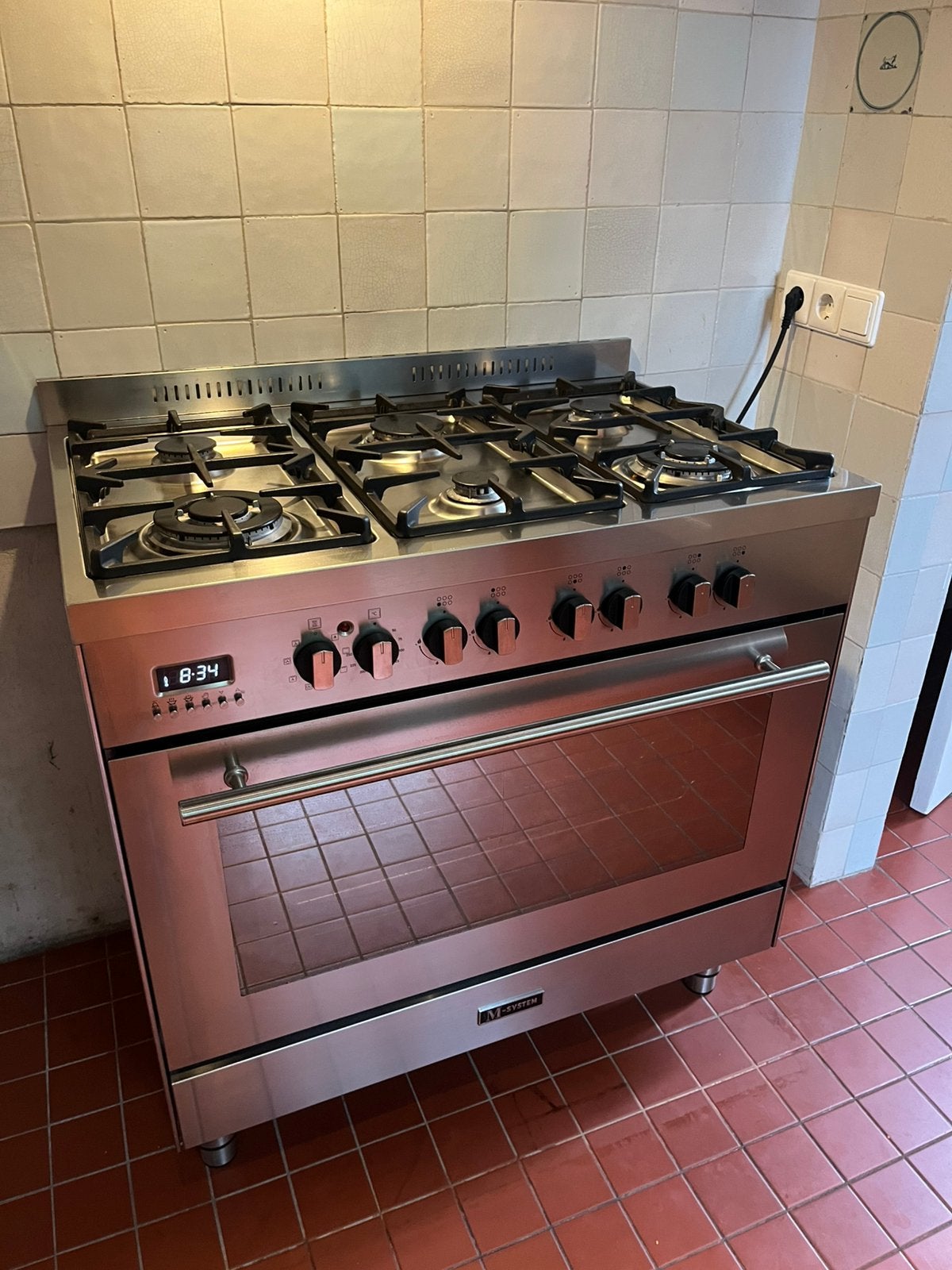 M-System gasfornuis met oven 6 pits, Witgoed en Apparatuur, Ophalen, 60 cm of meer, 4 kookzones, Zo goed als nieuw