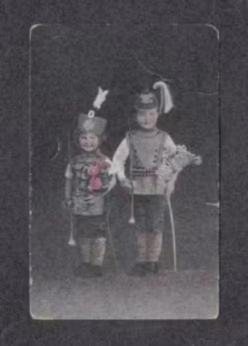 Fantasie Kinderen Militairen Heerlen Heel Roermond 1918., Ophalen of Verzenden, Voor 1920, Gelopen, Kinderen
