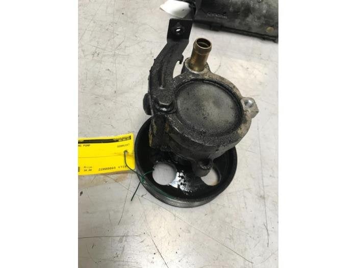 Stuurbekrachtiging Pomp van een Volvo V40, Gebruikt, -, -, Ophalen of Verzenden