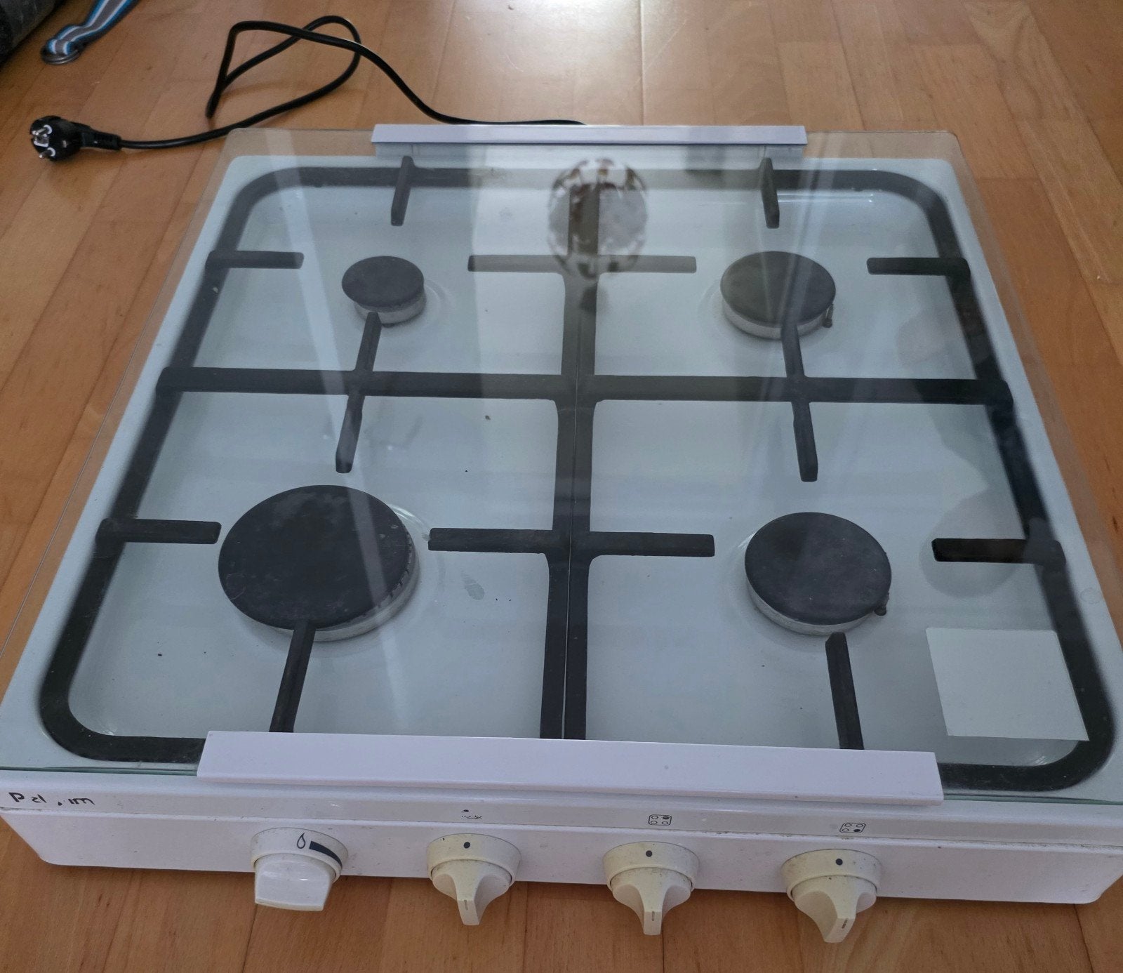 Pelgrim 4-pits gasfornuis met glazen afdekplaat, Witgoed en Apparatuur, Fornuizen, Gebruikt, 60 cm of meer, Gas, Vrijstaand