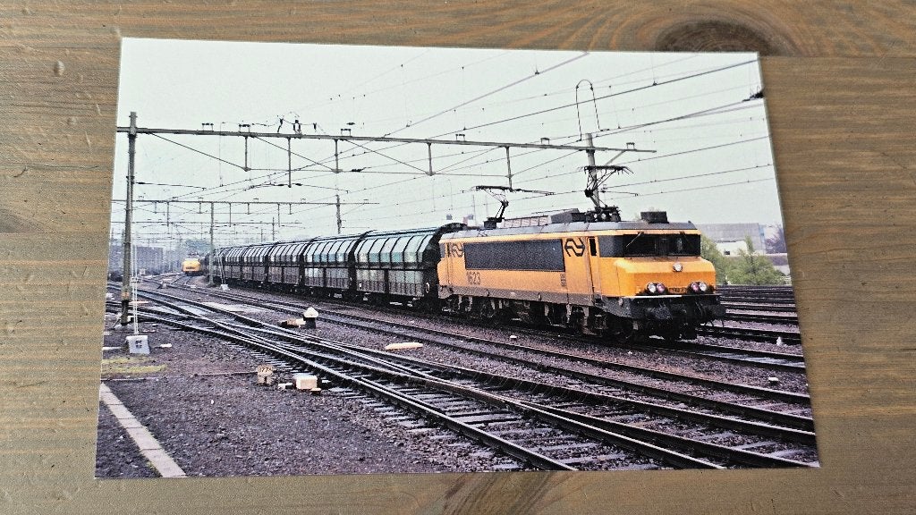Foto TREIN NS Nederlandse Spoorwegen Loc 1623 Cargo, Ophalen of Verzenden, Gebruikt, Trein, Overige typen