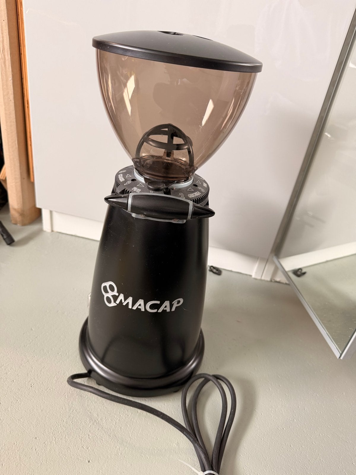MACAP M42D Koffiemolen - Zo goed als nieuw, Witgoed en Apparatuur, Koffiezetapparaten, Ophalen of Verzenden, Zo goed als nieuw