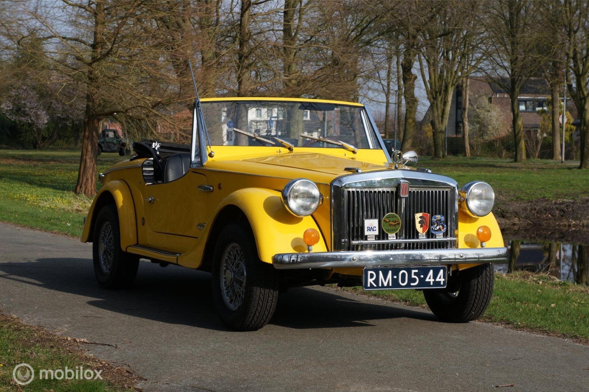 Siata ( Fiat) Spring 850 In Mooie originele Conditie!, Auto's, Overige merken, Achterwielaandrijving, Zwart, Cabriolet