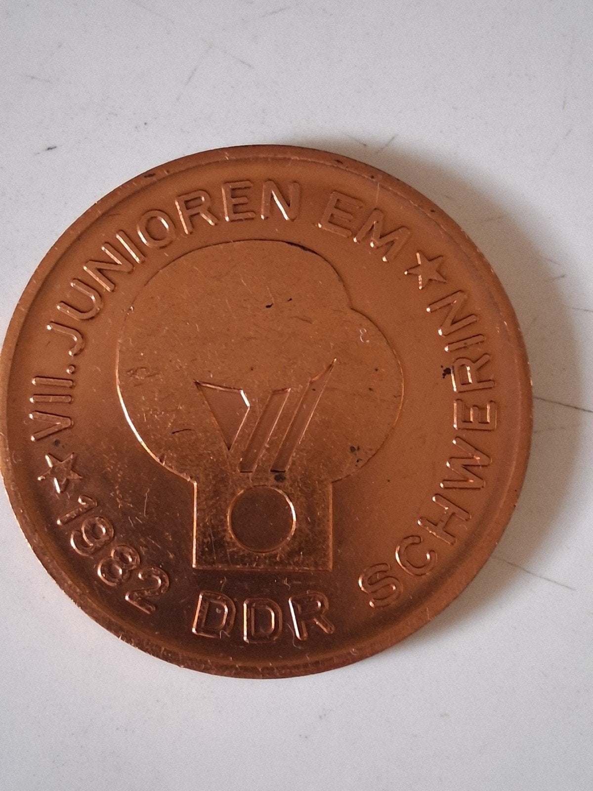 Bronzen medaille DDR 1982 - 78 gram, Ophalen of Verzenden, Overige materialen