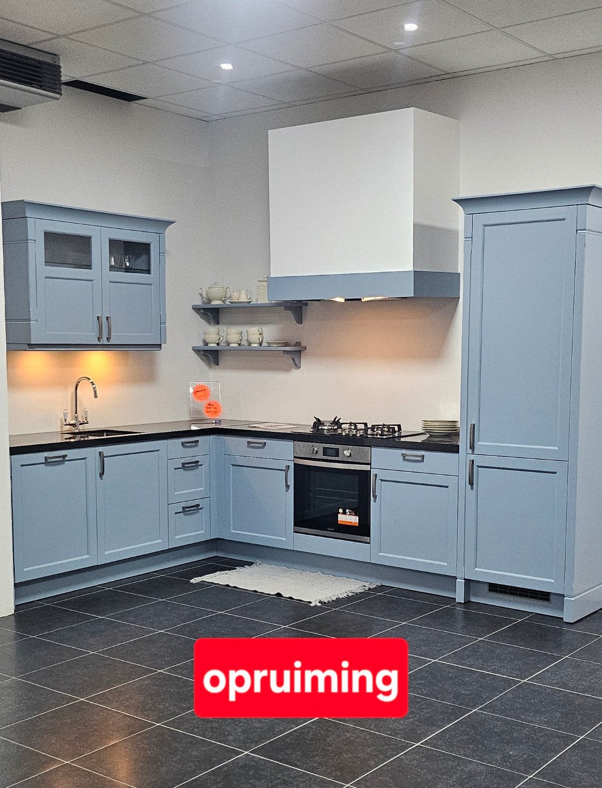landelijke showroomkeuken houtfineer, Ophalen, Blauw, Hoekkeuken, Hoogglans of Gelakt