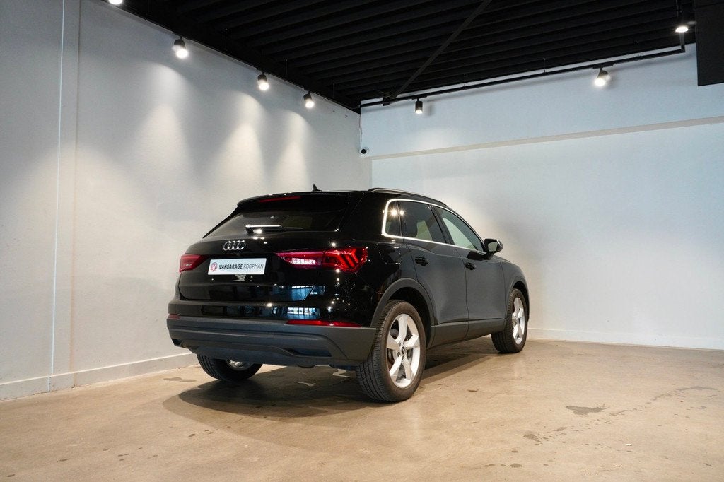 Audi Q3 45 TFSI e S edition Stoelverwarming|ACC| S-Line, Auto's, Audi, Gebruikt, 150 pk, Zwart, Plug-in hybride