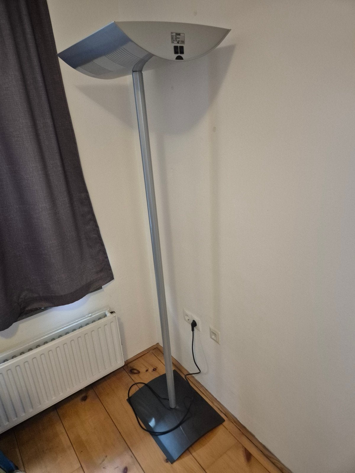 Design staande lamp vloerlamp / kantoorlamp metaal  Artemide, Ophalen, Zo goed als nieuw, Metaal, 150 tot 200 cm