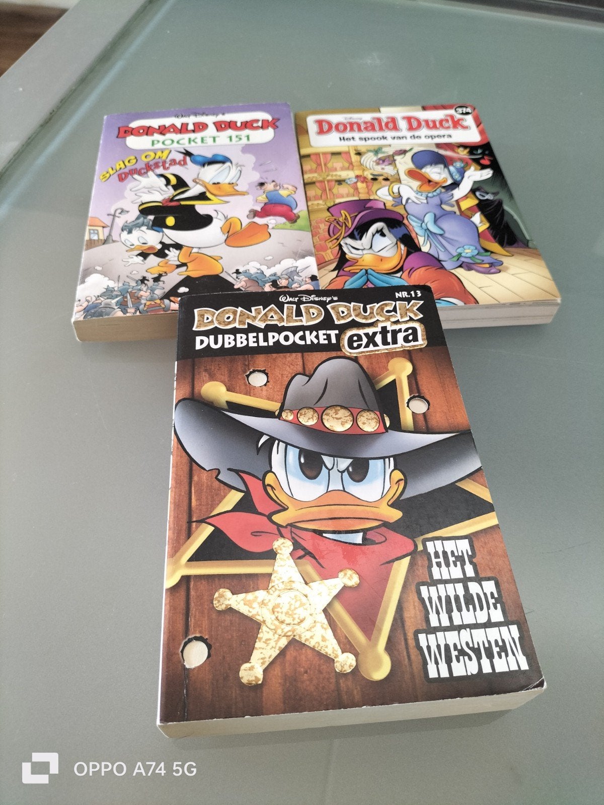 Donald Duck Dubbelpocket Extra en 2 Pockets, Meerdere stripboeken, Ophalen of Verzenden, Gelezen