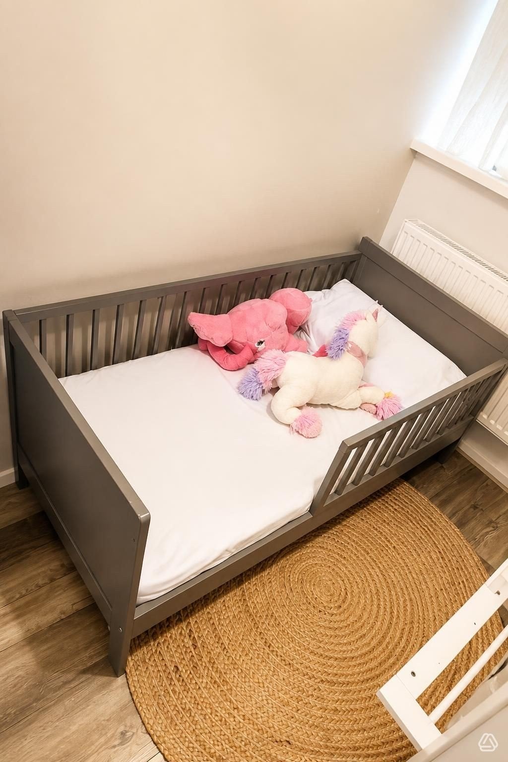 Kinderbed/peuterbed - Wit of Grijs, Ophalen, Ledikant